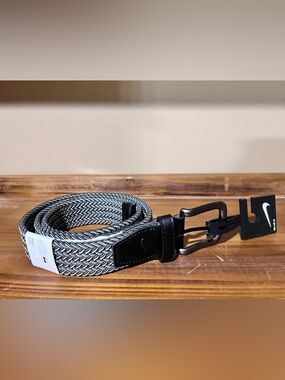 Nike Mens Stretch Woven Golf Belt